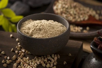 مسحوق الحنطة السوداء